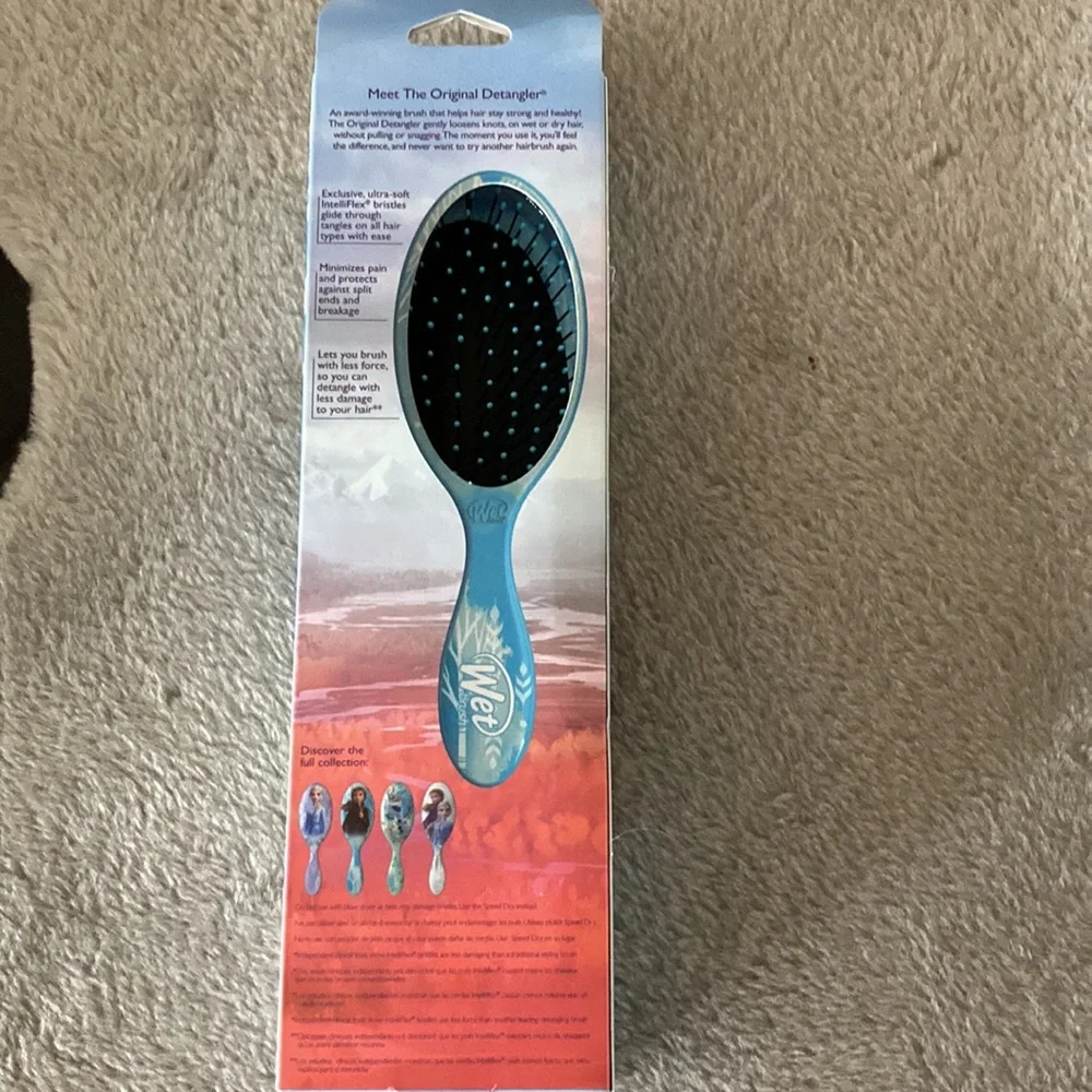 Disney frozen wet brush brand new